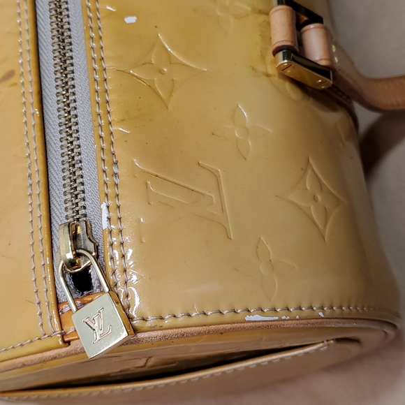 Authentic Louis Vuitton Papillon Vernis - Picture 10 of 16